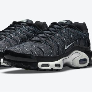 Nike | Air Max Plus SE Black Chrome